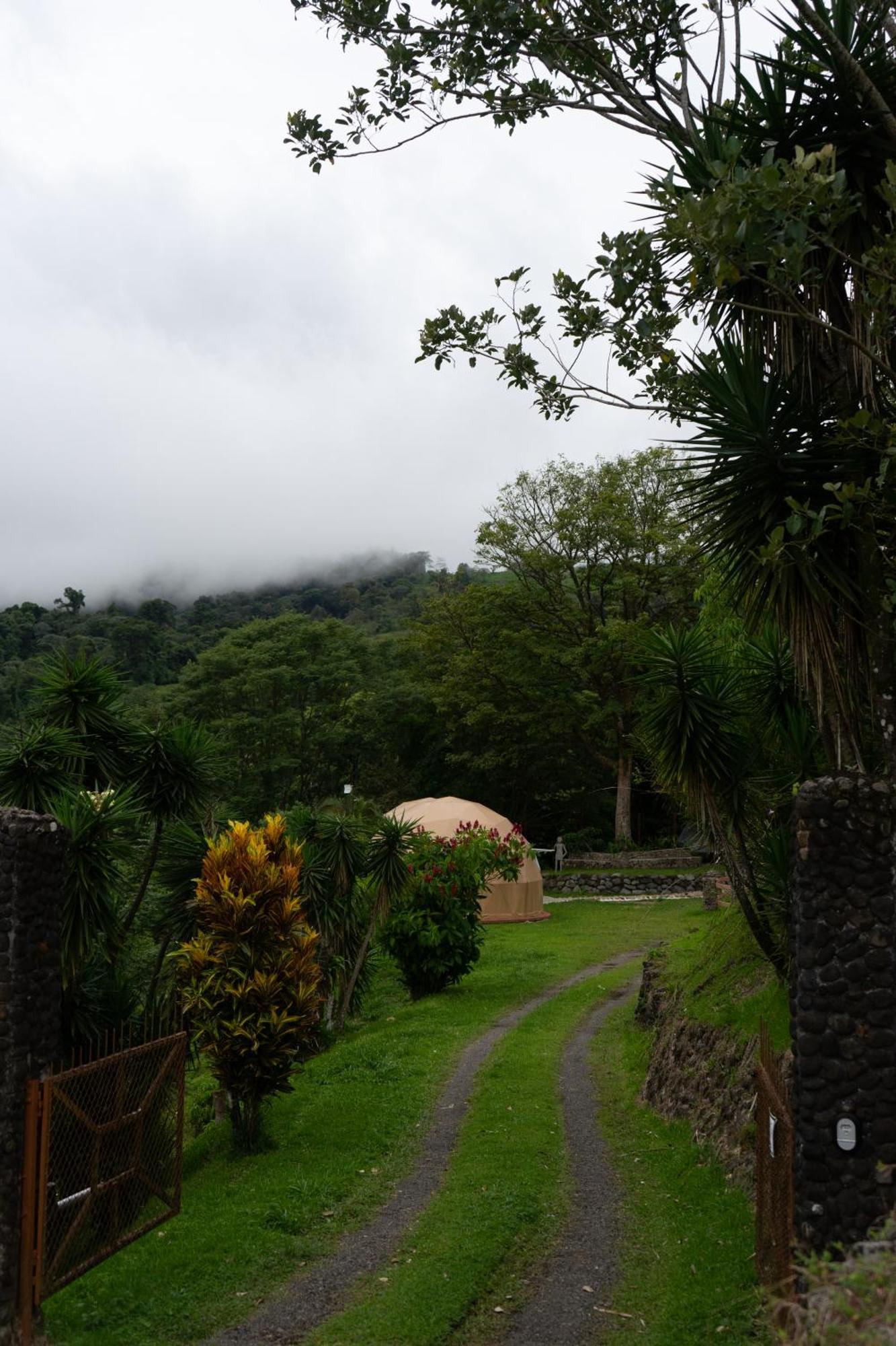 Отель Pura Vista Glamping El Castillo Экстерьер фото